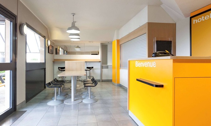 Bollene Hotel | Budget-Friendly hotelF1 Bollène A7 with Breakfast Included
