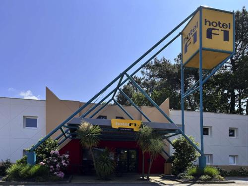 Caudan Hotel | Budget-Friendly hotelF1 Lorient: Pet Friendly & Family Stays