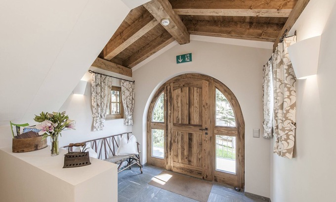 Celerina-Schlarigna Hotel | Elegant Hotelino Petit Chalet: Guest Rated 9.8 with Pool & Spa