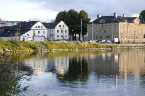 Gustavsberg Hotel | Family-Friendly Stay at Hotell Blå Blom with Hot Tub