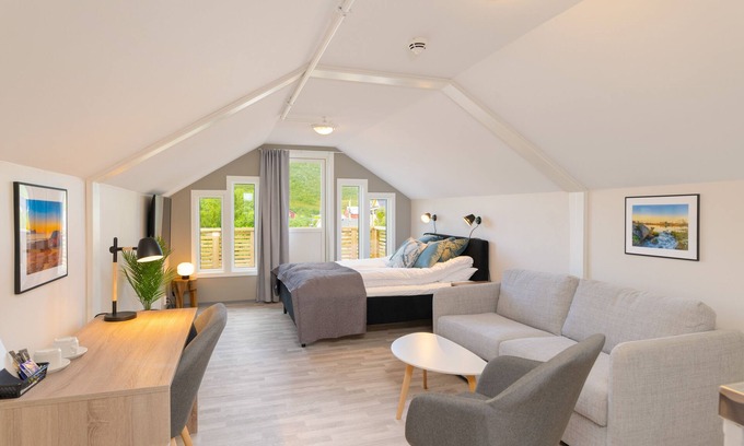 Straumsjoen Hotel | Guest Rated 10/10 at Hotell Regine with Family-Friendly Amenities