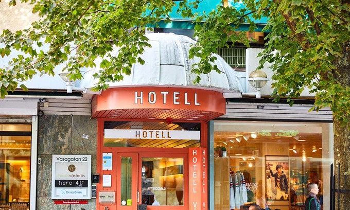 Vasteras Hotel | Pet-Friendly Hotell Västerås with Spa and Family Amenities