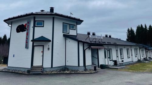 Kontiolahti Hotel | Motelli Kontio: Pet-Friendly Stay with Breakfast Included