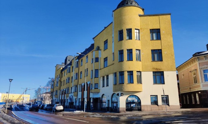 Kotka Hotel | Pet-Friendly Hotelli Merikotka: Family Fun Awaits!