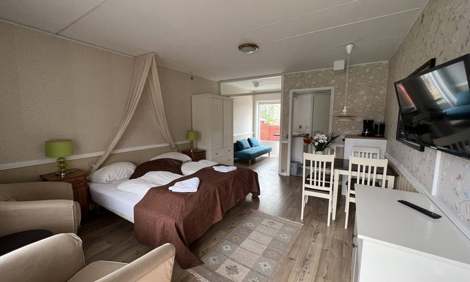 Sønderstrand Hotel | Comfortable Hotelzimmer with Pet-Friendly Amenities