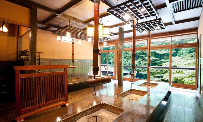Kamikawa House | Experience Houraku: Eco-Friendly Retreat with Spa & Dining