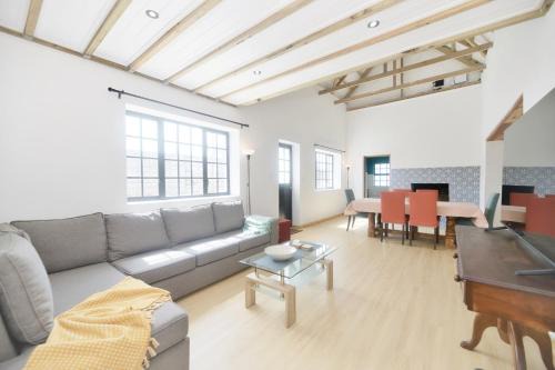 Arniston House | Top-Rated House 15 A Kassiesbaai: Family-Friendly Retreat