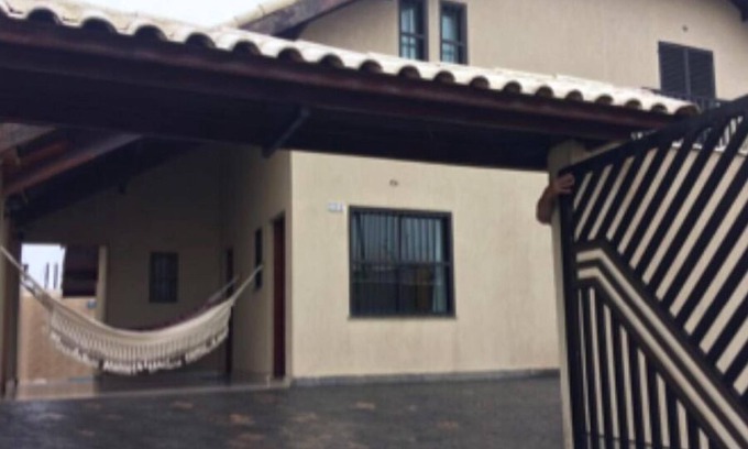 Parque Oasis House | Beachside Retreat with Pool and 24-Hour Security