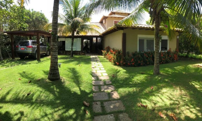 Praia Rasa House | Oceanfront House Steps from Rasa Beach with Premium Amenities