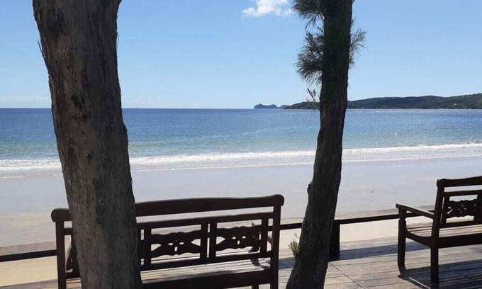Porto Belo House | Oceanfront 3-Bedroom House with Spa and Pool Access