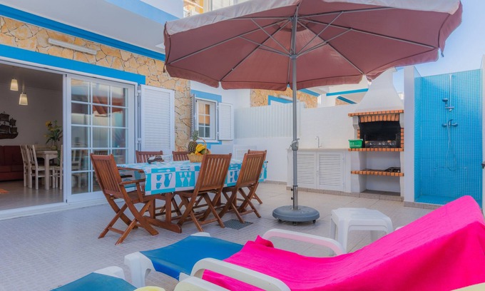 Manta Rota House | Exceptional 4-Bedroom House with Oceanfront Views in Algarve