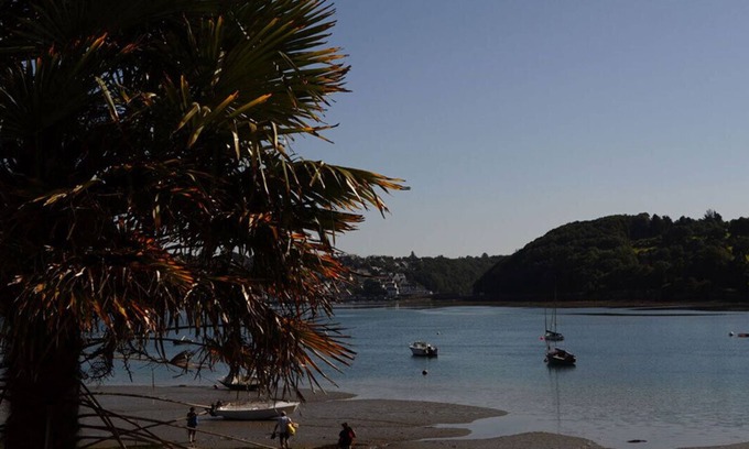 Berven House | Cozy Retreat 4 km from Beach with Scenic Views & Pet-Friendly