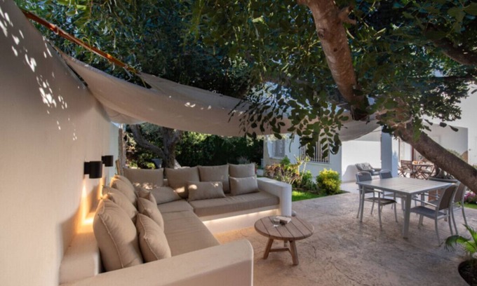 Vinaros Villa | Family Retreat Steps from the Beach in Vinaros