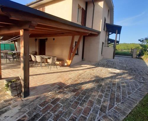 San Severino Marche House | Discover House Al Cascinale: Oceanfront Retreat with Views