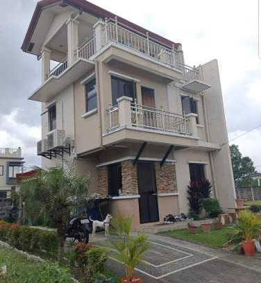 General Trias Apartment | Guest Rated 9.5: Family-Friendly Stay at House Audry