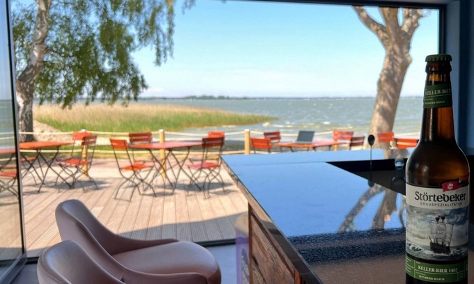 Fuhlendorf Apartment | House Barth: Cozy Apartment with Ocean Views for 4 Guests