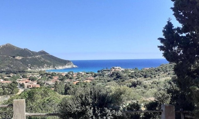 Solanas Apartment | Beachfront House of Solanas: Family & Pet-Friendly Getaway