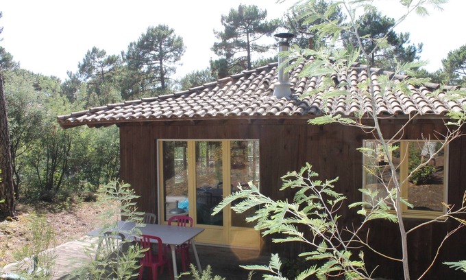 Maubuisson House | Idyllic House by Lake and Ocean with Spa & Breakfast