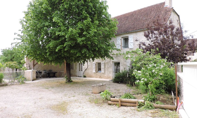 Pinsac House | Relaxing Retreat with Indoor Pool in Quercy-Périgord