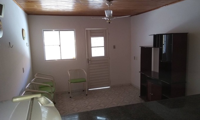 Caninde de Sao Francisco House | Recently Reformed House Steps from St. Francis with Kitchen