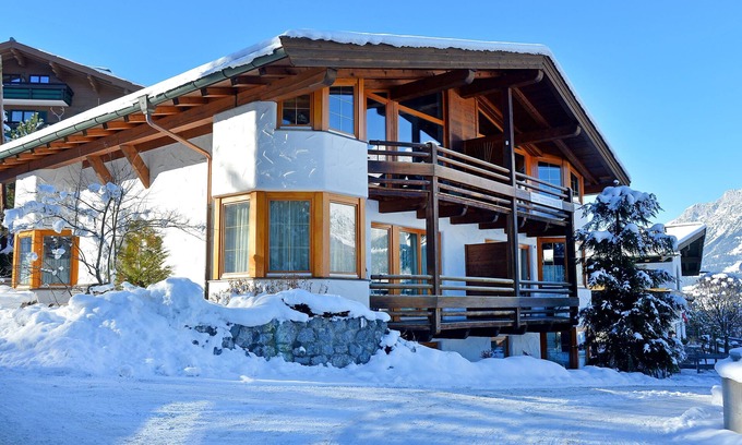 Ellmau House | Relaxing Retreat by Slopes & Golf with Kaiser Views