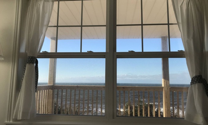 Antigonish County House | Seaside Retreat with Breathtaking Views in Georgeville, NS