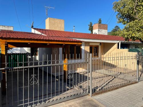 Villa Carlos Paz House | Exceptional Stay at House CÉNTRICA - Pet & Child Friendly!