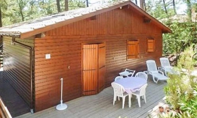 Maubuisson Ski Chalet | Cozy House Cottage Surrounded by Tranquil Pine Forest