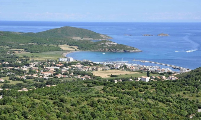 Tomino House | Relax at House Corsica with Sea and Mountain Views