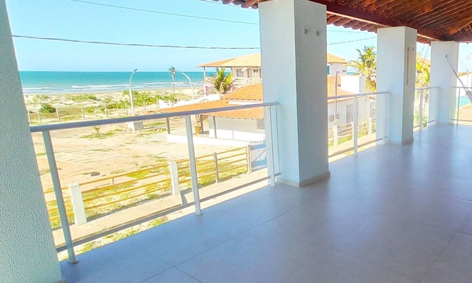 Luis Correia House | Seafront Duplex Retreat: Rated 10/10 with Pool & Ocean Views