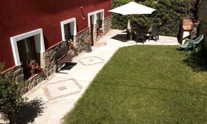 Navaconcejo Cottage | Family-Friendly House El Arroyo del Valle with Spa Access