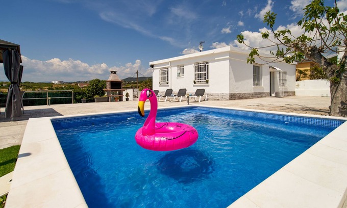 Blanes House | Perfect Retreat for 14: Pool, Ping Pong & Beach Access