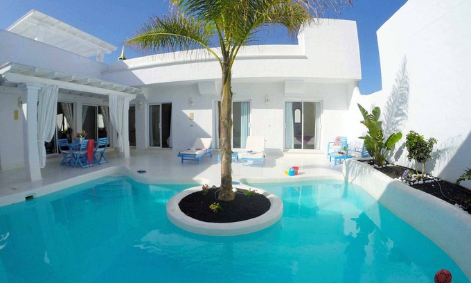 Geafond House | Ideal Retreat for 5 Near the Beach with Spa & Breakfast
