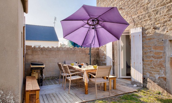 Penmarch Ski Chalet | Discover Breton Interlude with Hoomy in Penmarch’s Comforts