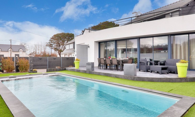Saint-Pierre-Quiberon House | Inviting House with Pool in Saint-Pierre-Quiberon