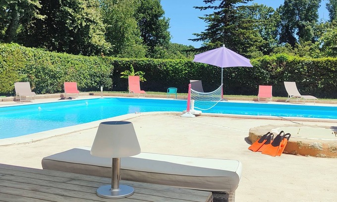 Ordonnac House | Relaxing House with Pool in the Medoc for Family Gatherings