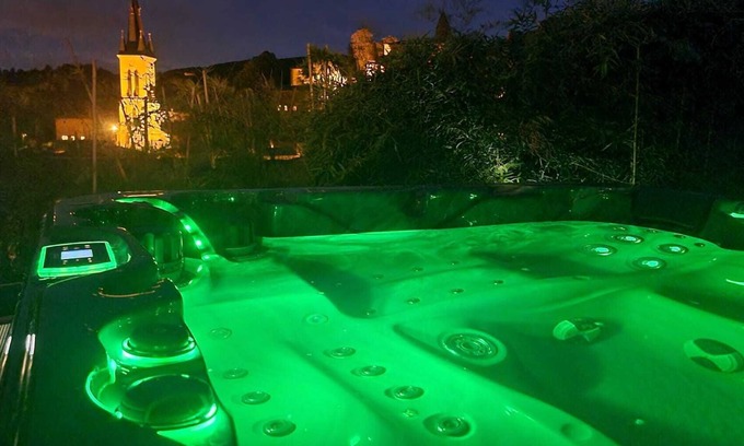 Jarnioux House | House with Spa and sauna in golden stones. Breathtaking view of the castle.