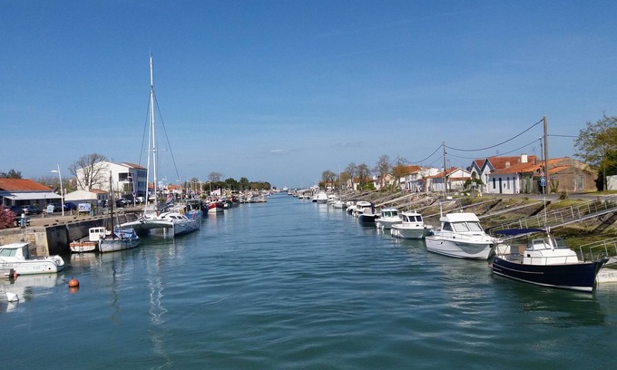 Saint-Georges-d'Oleron House | House with Ocean View and Family-Friendly Amenities