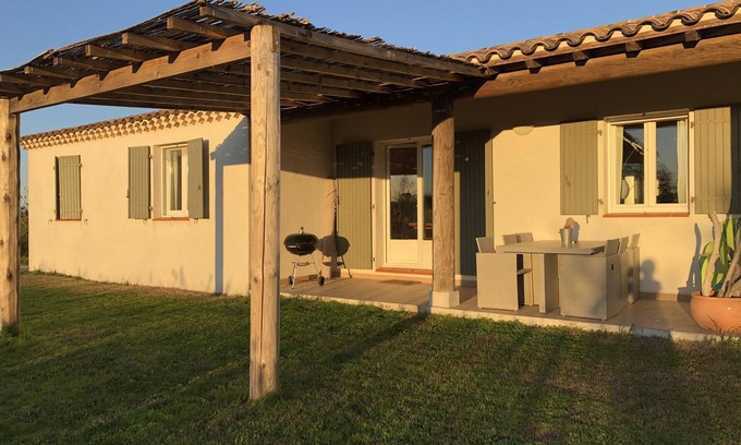 Saintes-Maries-de-la-Mer House | Cozy House in the Camargue with Garden and Beach Access