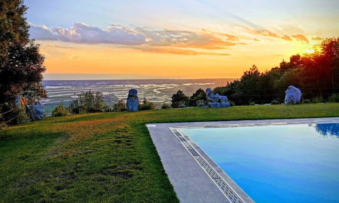 Vicopelago Condo | Discover House Gelsomino in Tuscany with Pool & Ocean View