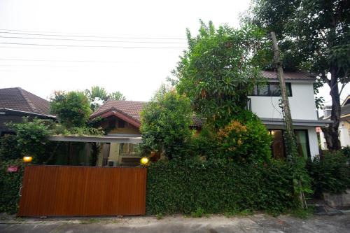 Nong Kwai Villa | House in a quiet village