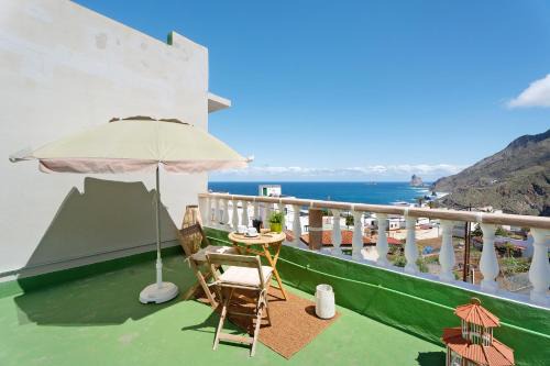 Santa Cruz de Tenerife House | Comfortable House in Anaga with Family-Friendly Amenities