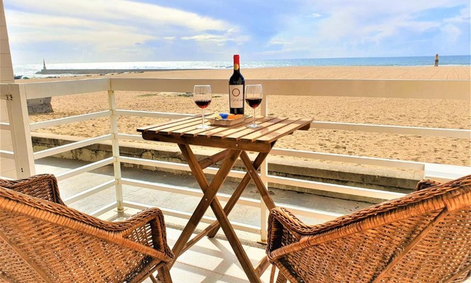 Aguda House | Beachfront House in Oporto with Ocean Views & Family-Friendly