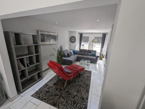 Belfast House | Relaxing Retreat in Belfast with Hot Tub, Rated 9.3/10