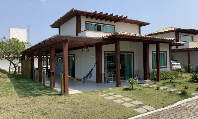 Praia Rasa House | Inviting House in Condominium with Refreshing Pool Access