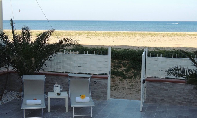 Balestrate Apartment | Cozy Beachfront Retreat in Balestrate with Ocean Views