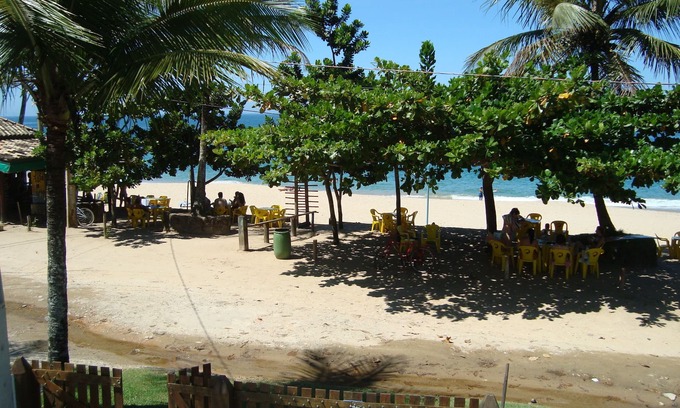 Lazaro House | Beachfront Family Retreat at Sununga with Pool & Ocean View