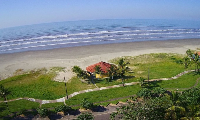 Cibratel II House | Beachfront Haven in Cibratel II - Perfect for Families