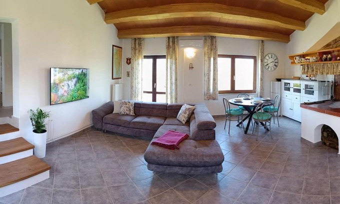 Kozljak House | Top-Rated Family-Friendly House in Istria, Pet Welcome!
