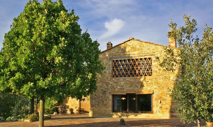 Castellina in Chianti House | Charming Retreat in a Traditional Chianti Village